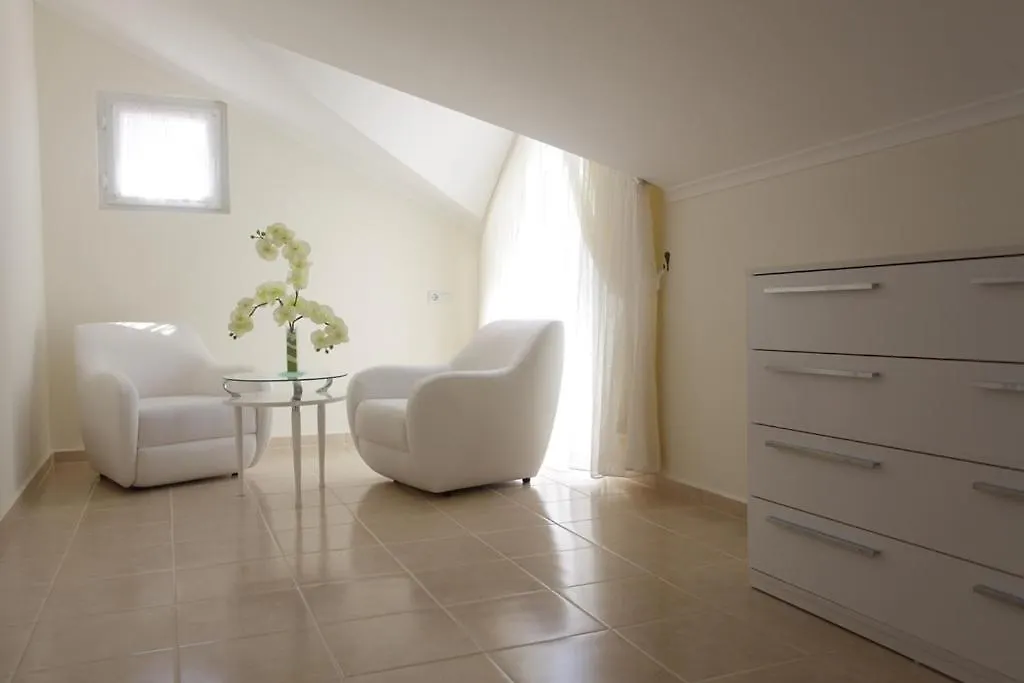 Orka Golden heıghts villa 15 Ovacık